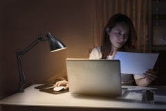 Černá stolní lampa E27 11W OFFICE LINE DESK PEAR CLIP OSRAM