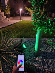 4099854474477 - Chytré solární bodové svítidlo Solar Spot Light RGB+Laditelná Bílá - Solární - Czechia LEDVANCE e - shop