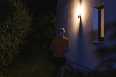4099854474972 - Chytré venkovní nástěnné svítidlo Wifi Wall Camera Control s kamerou a alarmem, Teplá Bílá - Venkovní dekorativní svítidlo - Czechia LEDVANCE e - shop