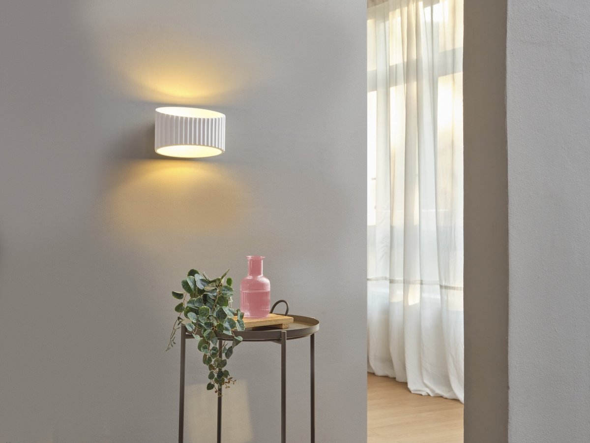 4099854454400 - Dekorativní bílé nástěnné svítidlo 345 mm, 1x E27, sádra - Nástěnné svítidlo - LEDVANCE e - shop