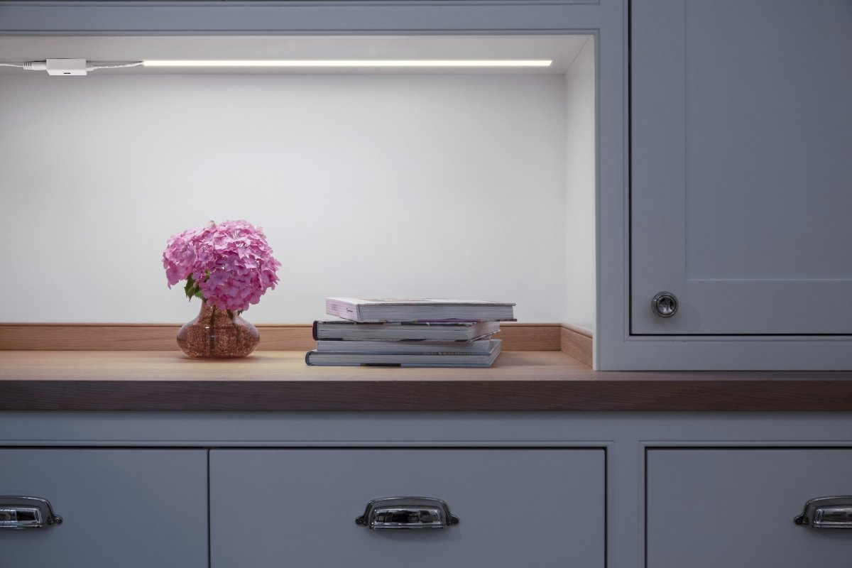 4099854448997 - LED pásek s bezdotykovým senzorem Sweep Sensor 1.5m, Studená Bílá - LED pásek - Czechia LEDVANCE e - shop