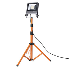 4058075213975 - Přenosné LED pracovní světlo 50 W TRIPOD studená bílá - Pracovní svítidlo - LEDVANCE e - shop