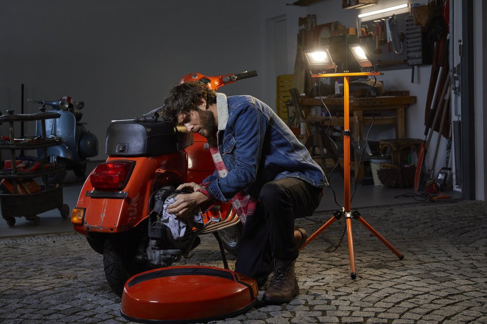 4058075213975 - Přenosné LED pracovní světlo 50 W TRIPOD studená bílá - Pracovní svítidlo - LEDVANCE e - shop