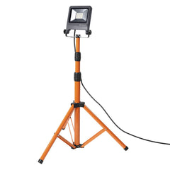 4058075213937 - Všestranné LED pracovní světlo 30 W TRIPOD studená bílá - Pracovní svítidlo - LEDVANCE e - shop