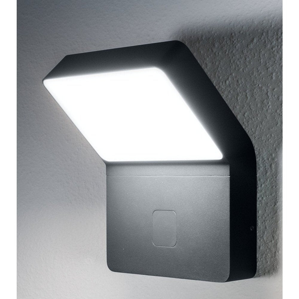 4058075205666 - Venkovní LED svítidlo se senzorem 12W ENDURA teplá bílá - Nástěnné venkovní svítidlo - LEDVANCE e-shop